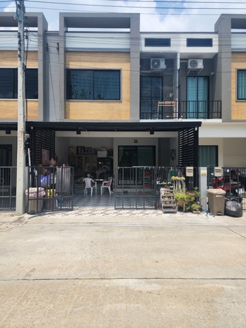 townhome S GATE  0 RAI 0 Ngan 20 sq.wa 3BR2BR 3500000 บ. ไม่ไกลจาก โรบินสัน ศรีสมาน, เซ็นทรัล พลาซา แจ้งวัฒนะ, ไทวัสดุ ราชพฤกษ์, เดอะ คริสตัล พีทีที, รร.สารสาสน์วิเทศราชพฤกษ์, รร.สาธิตปทุม และรพ.ปากเกร็ด 2- สโมสร ทำเลดีเยี่ยม