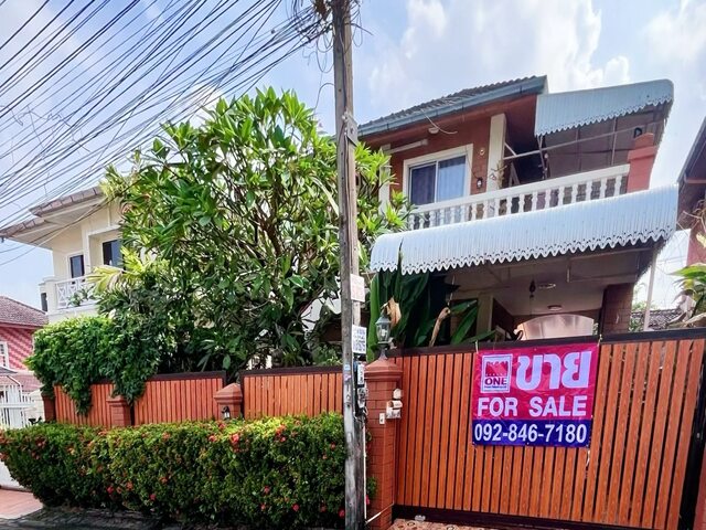 ขายด่วน! บ้านเดี่ยว 2 ชั้น หมู่บ้านธัญญวันท์ ซอยเนินพลับหวาน ใจกลางเมืองพัทยา