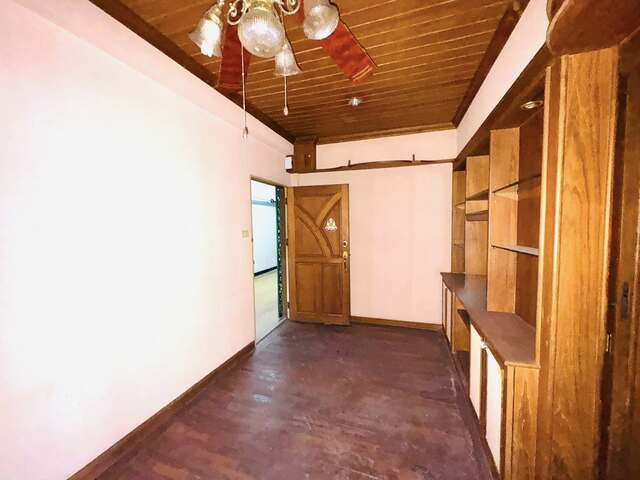 ขาย บางกะปิคอนโดทาวน์ อาคาร D ทำเลดีมาก   บิ้วอินทั้งห้อง 