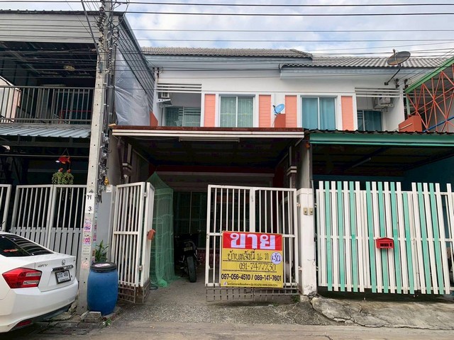 ขาย ทาวน์เฮ้าส์ 2 ชั้น โครงการทาวน์เฮ้าส์ ทาวน์โฮมกิตตินคร กรีนอเวนิว ใจกลางเมืองสมุทรปราการ บางพลี