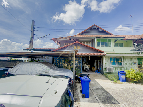 ทาวน์เฮ้าส์ 2 ชั้น หมู่บ้าน พฤกษา 3 บางบัวทอง (หลังริม)