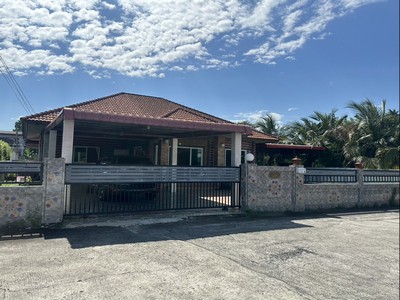 หมู่บ้านสยามกรีนวิลล์ – ฉะเชิงเทรา บางน้ำเปรี้ยว ขายถูกบ้านเดี่ยวหลังมุมบรรยากาศส่วนตัวสุด ๆ ที่ดิน 106 ตร.วา พื้นที่ใช้สอย 119 ตร.ม.