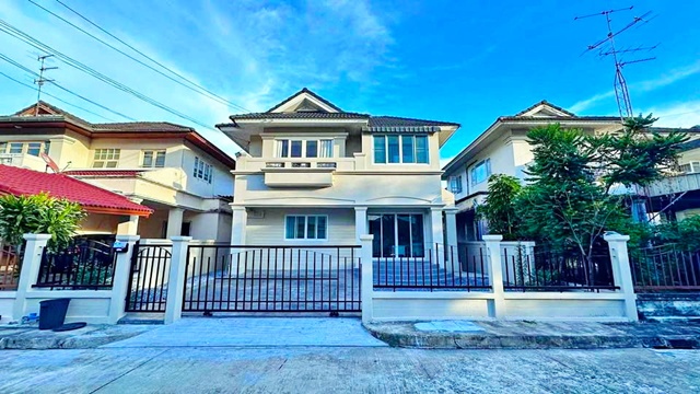 RIS รร.นานาชาติร่วมฤดี 2.0 กม. ตลาดน้ำขวัญเรียม 1.1 กม. 4นอน MRT มีนพัฒนา 700 ม. ให้เช่าบ้านเดี่ยว 2 ชั้น 320ตร.ม. 102ตร.วา.  3 น้ำ  