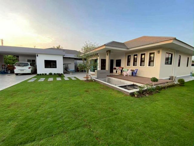 โซนสันกำแพง ขายเพียง 3.99 ล้าน 205 ตรว. บ้านเดี่ยว ทำเลทอง #สไตล์โมเดิร์น #ขายต่ำกว่าราคาประเมิน เพียง 5 นาที ถึง #ถนนคนเดินสันกำแพง