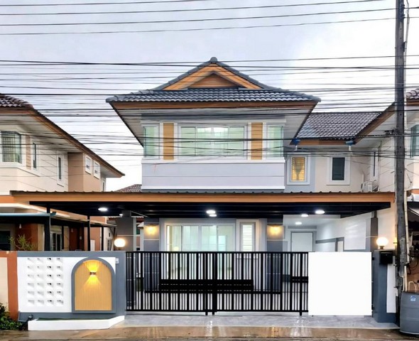 ขายด่วน#บ้านแฝด 2ชั้น  ติดถนนหลัก มบ.ณฐาวดี 4  สวนเสือ-หนองค้อ