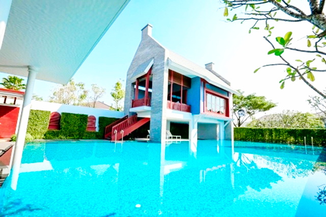 หลังมุม ตกแต่งพร้อมเฟอร์ฯ แพรกษา ศรีนครินทร์ สุขุมวิท บางนา รร.นานาชาติคริสเตียน 2.7 กม. ร่มรื่น วิวสวน บ้านเดี่ยว 2 ชั้น 