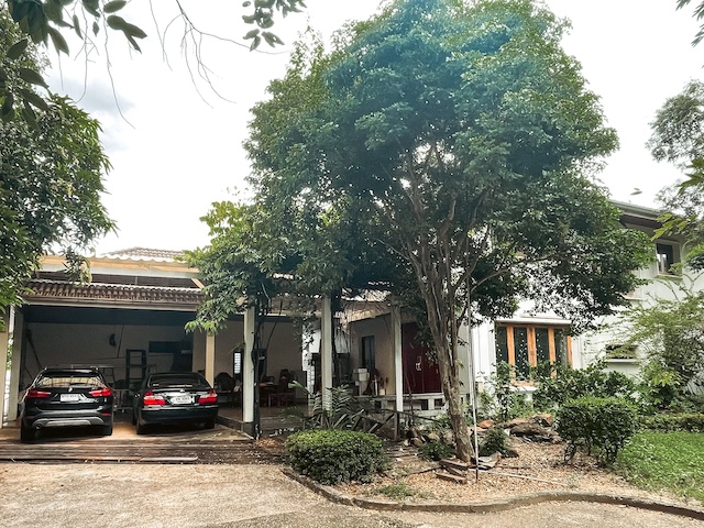 BH3805 ให้เช่าบ้านเดี่ยว ลาดพร้าว 48 แยก 10 บ้านพื้นที่ใหญ่ 200 ตร.ว. 4 ห้องนอน 5 ห้องน้ำ ใกล้ MRTลาดพร้าว และ MRTภาวนา