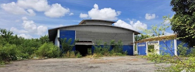 รพ.พญาไทบ่อวิน 4.0 กม. ขายที่ดินพร้อมโรงงาน พร้อมใบรง. 18ไร่ 50 ตรว.   ผังสีม่วงเข้ม นิคมอุตสาหกกรม WHA1 บ่อวิน