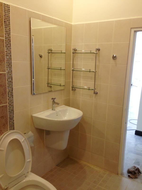 ขาย- ให้เช่า, For Sale-Rent บ้านเดี่ยวหัวหิน 4 ห้องนอน 3 ห้องน้ำ 1ห้องครัว 140 ตรว ทำเลดี ใกล้วังไกลกังวล บ้านสวย ใกล้ทะเล 300 เมตร