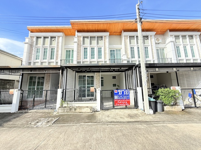 ขายทาวน์โฮม โกลเด้น ทาวน์ วิภาวดี – แจ้งวัฒนะ ใกล้บิ๊กซี และศุนย์ราชการ แจ้งวัฒนะ 16.2 ตรว.หน้าบ้านไม่ชนใคร 