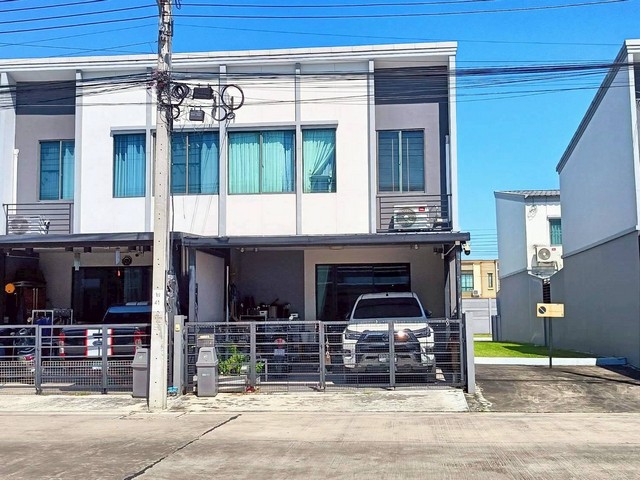 ขายทาวน์โฮม พลีโน่ บางนา-อ่อนนุช (Pleno Bangna-On Nut) ซอยกิ่งแก้ว 37 ถนนกิ่งแก้ว ต.ราชาเทวะ อ.บางพลี จ.สมุทรปราการ 