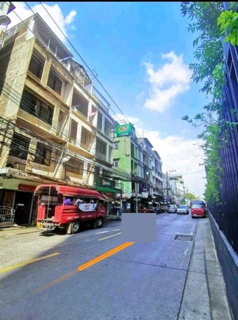 BTS อ่อนนุช 700ม.โลตัส สุขุมวิท50 800ม. ให้เช่าตึกแถวทั้ง 4 ชั้น สุขุมวิท 89-97 BTS บางจาก 250ม.17 ตร.วา. 372 ตร.ม. 24,999 B-M. รร.นานาชาติวัฒนสถิตย์ 700ม. 3นอน 2น้ำ เงียบสงบ ลมเย็น เหมาะกับสำนักงาน ออฟฟิศ workshop หรืออยู่อาศัย ซอยตัน เดินทางง่าย ถ.สุขุมวิท  อ่อนนุช Lotus Sukhumvit 50 800 m. 4-story shophouse BTS Bang Chak 250 m.for rent 17sq.wa. 372sq.m. 24,999 B-M. Sukhumvit89-97 BTS OnNut. 700m. 700 from Watthanasatit Inter Sch. 3bed 2bath. Quiet and breezy. Ideal for an office workshop or residential use. Located on  a dead-end alley. Easy access to Sukhumvit Road. On Nut.ถ.สุขุมวิท 89-97 -อ่อนนุช บาง