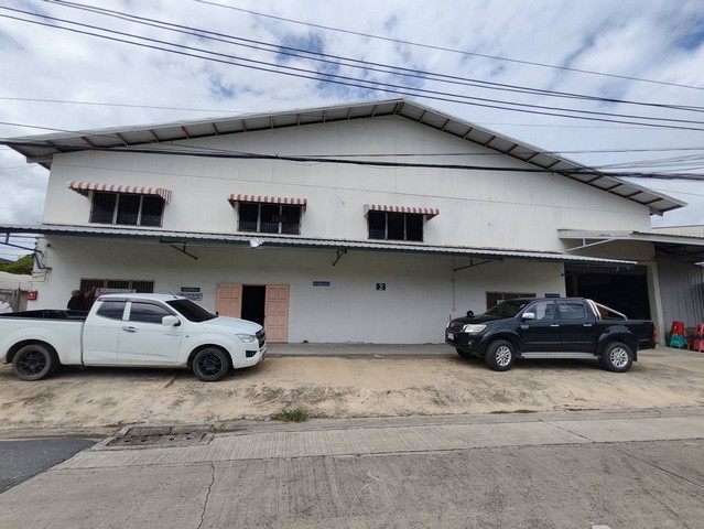 ให้เช่าโรงงานพร้อมออฟฟิศขนาด 700 ตารางเมตร ขอใบอนุญาติ อย. GMPได้ เหมาะกับธุรกิจ ผลิตอาหาร เครื่องสำอาง อาหารเสริม ครัวกลาง ลาดพร้าว101 โพธิ์แก้ว โยธินพัฒนา3 เลียบด่วนเอกมัยรามอินทราให้เช่าเดือนละ 95,000 บาทสัญญาขั้นต่ำ3ปีแรกเข้าประกัน3เดือน+ล่วงหน้า 1เดือนเดินทางสะดวก ทะลุออกได้หลายทาง ลาดพร้าว101 ซ.โยธินพัฒนา เลียบด่วนเอกมันรามอินทรานวมมินทร์สนใจสอบถามข้อมูล แ