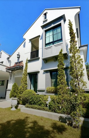 บ้านเดี่ยวสไตล์ Modern French Chateauโครงการนันทวัน พระราม 9 – กรุงเทพกรีฑาตัดใหม่ทำเลศักยภาพย่านกรุงเทพกรีฑา เขตสะพานสูง กรุงเทพมหานครรายละเอียดทรัพย์   •   ที่ดิน 107 ตารางวา   •   พื้นที่ใช้สอย 302 ตารางเมตร (แบบ Le Baron ไซส์ S)   •   4 ห้องนอน   •   5 ห้องน้ำ   •   ที่จอดรถ 4 คัน   •   ครัวไทยและครัวฝรั่ง (2 ครัว)   •   ห้องแม่บ