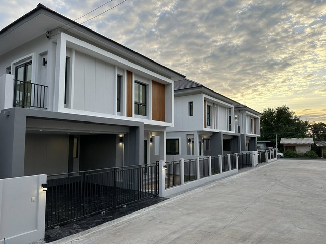 โครงการบ้านเดี่ยว สินวิเศษ ไพรด์ แหลมฉบัง–บางละมุง ผ่อนเริ่มต้น 13,500 บาท/เดือน