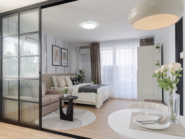 ขายคอนโดซิตี้วิลล่า ลาดพร้าว 126 ขนาด 33 ตรม. ชั้น 5 รีโนเวทพร้อมเข้าอยู่ ใกล้ MRT สถานีลาดพร้าว 101*** ราคาขาย 1,290,000 บาท ฟรีโอน  ติดต่อ:: ชยา โทร/ID Line:: 0942823961   Link Line:: https://line.me/ti/p/3xFA1An8Kcรหัส # T25-893คอนโดซิตี้วิลล่า ลาดพร้าว 126 รีโนเวทพร้อมเข้าอยู่- พื้นที่ใช้สอย 32.88 ตารางเมตร- ชั้น : 5 อาคาร G2- ระเบียงห้องทิศตะวันตก- ค่าส่วนกลาง 600 บ./เดือน สิ่งอำนวยความสะดวก- สระว่ายน้ำ - เข้าออกด้วยระบบคีย์การ์ด- กล้อง