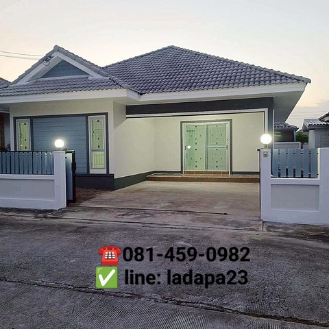 #ขายบ้านพานทองชลบุรี????ขายบ้านเดี่ยว เดอะแกรนด์อมตะ -มาบโป่ง  พานทอง ชลบุรี????52 ตารางวา???? 2 นอน???? 2 น้ำ ???? จอดรถได้ 2 คัน????ขายถูกเพียง 2.19 ลบ.✨️--------------------------------✅ฟรี โอน✅ฟรี ดาวน์✅ฟรี ประเมิน✅️ฟรี โรงจอดรถ✅ฟรี ปลูกหญ้า✅ฟรี มิเตอร์น้ำ✅ฟรี มิเตอร์ไฟฟ้า✅ฟรี เดินเรื่องกู้แบงค์---------------------------------???? จุดเด่นทำเล :????ใกล้นิคมอมตะเฟส 7-9???? ใกล้ บิ๊กซี???? ใกล้ โลตัส???? ใกล้รร.สารสาสน์วิเทศชลบุรี???? ใ