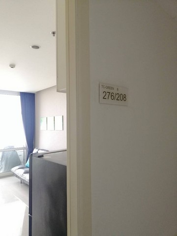  ประกาศขายด่วน! คอนโดลงทุนสุดคุ้ม พร้อมผู้เช่าและอากาศสะอาด ชั้นสูง วิวสวย ที่ TC Green พระราม 9 จุดเด่นที่พลาดไม่ได้* **ห้องสวย ชั้น 15 วิวเปิดโล่ง:** ห้องขนาดดี 39.85 ตร.ม. บนชั้นสูง วิวทิศเหนือเห็น **สวนกว้างของ สนญ. MRT ห้วยขวาง** ไม่มีตึกบัง!* **เพื่อสุขภาพที่ดี:** ติดตั้ง **เครื่องฟอกอากาศ** และ **เครื่องเติมอากาศบริสุทธิ์ (Fresh Air)** ไว้พร้อม ให้คุณมั่นใจได้ในคุณภาพอากาศภายในห้อง* **ก