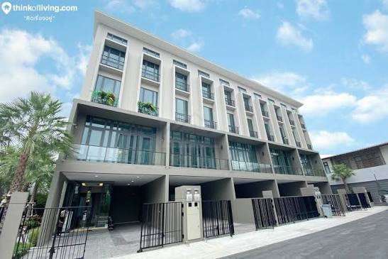 ให้เช่าทาวน์โฮม 4 ชั้น Patio รัชโยธิน เสนานิคม 1 (พหลโยธิน 32) หลังมุม มีสวนข้างบ้าน ใกล้ BTS รัชโยธิน  *** ราคาเช่า 120,000 บาท / เดือน*** ราคาเช่า 150,000 บาท/เดือน (นิติบุคคล) ติดต่อ:: คุณชยา โทร/ID Line:: 0942823961   Link Line:: https://line.me/ti/p/3xFA1An8Kcรหัส # T25-901ทาวน์โฮม 4 ชั้น Patio รัชโยธิน เสนานิคม 1 (พหลโยธิน 32) หลังมุม ใกล้ BTS รัชโยธิน หลังมุม มีสวนข้างบ้านเนื้อที่ : 31 ตารางวาพื้นที่ใช้สอย : 267 ตารางเมตร3 ห้องนอน  3 ห้องอเนกประสงค์  