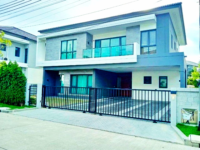 MEGAบางนา 700ม. MRT ศรีลาซาล 4.4 กม.ให้เช่าบ้านใหม่สุดหรู 2 ชั้น 95ตร.วา. 330ตร.ม. รร.นานาชาติคอนคอร์เดียน 600 ม. หรูหรา พร้อมเฟอร์ฯ 6แอร์ 4-5นอน 5 น้ำ ร่มรื่น เงียบ สงบ ปลอดภัย 164,999 B-M.เดินทางง่าย ทางด่วนวงแหวน ถ.บางนา-ตราด  เดอะ ซิตี้ MEGA Bangna 700m. Brand new luxury 2-story house for rent 95sq.wa. 330sq.m. 4 bed 5 bath 6a/c Lush quiet peaceful and safe. 164,999B-M. shopping center.Easy access to expressway and Bangna-Trat Road. The Cityทางด่วนวงแหวน ทางคู่ขนาน ถ.บางนา-ตราด  ตำบลบางแก้ว อำเภอบางพลี สมุทราปราการ 95 ตร.ว�