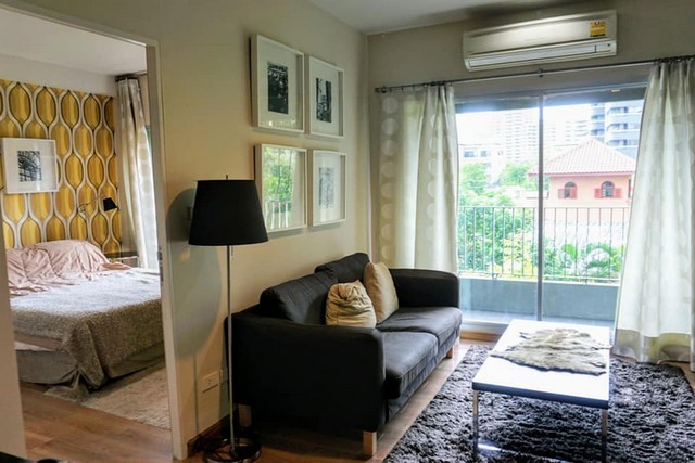 ขายด่วนเท่าทุน The Seed Musee สุขุมวิท 26 ขนาด 43.4 ตร.ม. ชั้น 4 ใกล้ BTS พร้อมพงษ์ เฟอร์ครบพร้อมอยู่ขนาด 43.4 ตร.ม. ชั้น 4 ห้องมุม1 ห้องนอน1 ห้องน้ำเป็นห้องมุมวิวสวยเงียบสงบ ไม่มีเสียงรบกวน ห้องร่มไม่มีแสงแดดส่องตลอดวัน ตกแต่งทันสมัย และมีเฟอร์นิเจอร์ครบพร้อมเข้าอยู่**รายละเอียดคอนโด**คอนโดขนาด 8 ชั้น มีระบบพนักงานรักษาความปลอดภัยตลอด 24 ชม./กล้องวงจรปิดภายในที่พัก/ระบบแลกบัตรใน