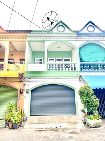 #ขายทาวน์เฮ้าส์นาป่าเมืองชลบุรี#ขายบ้านทาวเฮาว์2ชั้น ม.บ สุขประยูร ซ.3 ????มาลัยทอง ต.นาป่า อ.เมือง จ.ชลบุรี????เนื้อที่19 ตารางวา✅2 ห้องนอน 2 ห้องน้ำ✅1 ห้องโถง 1 ห้องครัว✅1 ห้องซักล้าง จอดรถในบ้าน 1 คัน????ราคา1.xx ล้านบาท    ( ฟรีทุกค่าใช้จ่าย)_____________________________สนใจติดต่อ/นัดชม☎️081-459-0982​ ลฎา☎️098-995-5449☎️085-422-6346 แอดมินAddLine​ID​: ladapa23ค้นหาทรัพย์เพิ่มเติมhttps://www.facebook.com/share/1a3VNy8RkM/https://www.facebook.com/share/17cJzNwyvm/_____________________________#ขายบ้า�