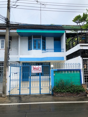 ให้เช่าทาวน์เฮ้าส์ 2ชั้น ทาสีใหม่ทั้งหลัง ซอยวชิรธรรมสาธิต สุขุมวิท101/1 ใกล้ BTS อุดมสุข , ปุณณวิถี เหมาะพักอาศัย ออฟฟิต ฯลฯพิ้นที่ 24 ตร.ว2 ห้องนอน 2 ห้องน้ำแอร์ 2 ตัวปั๊มน้ำที่จอดรถ 1 คัน หน้าบ้านได้อีก 1 คัน#ห้ามเลี้ยงสัตว์#ยินดีรับชาวต่างชาติ อเมริกา และ ยุโรป เท่านั้นค่าเช่า : 19,000 บาท/เดือนสัญญาเช่าขั้นต่ำ 1 ปี มัดจำ 2 เดือน ล่วงหน้า 1 เดือนรหัสทรัพย์ : SO632-2022สนใจสอบถามข้อ�