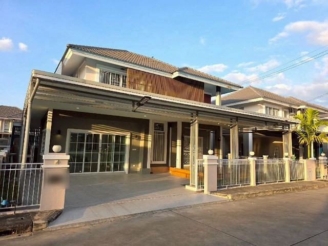 ให้เช่า 25,000 บาท/เดือน 62 ตรว. #กาญจน์กนกวิลล์15 #สารภี บ้านเดี่ยว 2 ชั้น  ทำเลดีมาก #ใกล้89พลาซ่า #ABS #วารี บ้านสภาพใหม่ ต่อเติมครบ พร้อมเฟอร์นิเจอร์ทั้งหลัง #ไม่รับสัตว์เลี้ยงพื้นที่ 62 ตร.ว.3 ห้องนอน 3 ห้องน้ำ(มีห้องต่อเติม สามารถใช้เป็นห้องนอนที่ 4 ได้) เฟอร์นิเจอร์ + เครื่องใช้ไฟฟ้าครบ กลอนประตูดิจิตอล กระจกนิรภัยเทมเปอร์สีเขียวตัดแสง ผ้าม่าน 2 ชั้นทั้งหลัง แอร์ Mitsubishi Inverter 6 �