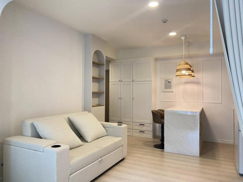 คอนโดทำเลทอง ติดเมกาบางนา วิวสูง ชั้น 22  1 ห้องนอน 1 ห้องน้ำ | 34 ตร.ม.  ค่าเช่า 15,000 บาท/เดือน  เครื่องใช้ไฟฟ้าครบ พร้อมเข้าอยู่  เงื่อนไข : มัดจำ 2 เดือน + ล่วงหน้า 1 เดือน | สัญญาขั้นต่ำ 1 ปี  รหัสทรัพย์ : CX-133405  คอนโดทำเลดี เดินไปเมกาบางนาได้ ใกล้ IKEA และจุดขึ้นลงทางด่วน  &nbsp;  ติดต่อ Amy  โทร. 092-479-5974  Line ID : amyconnex  (ห้องติด Co-agent มาแล้ว)  