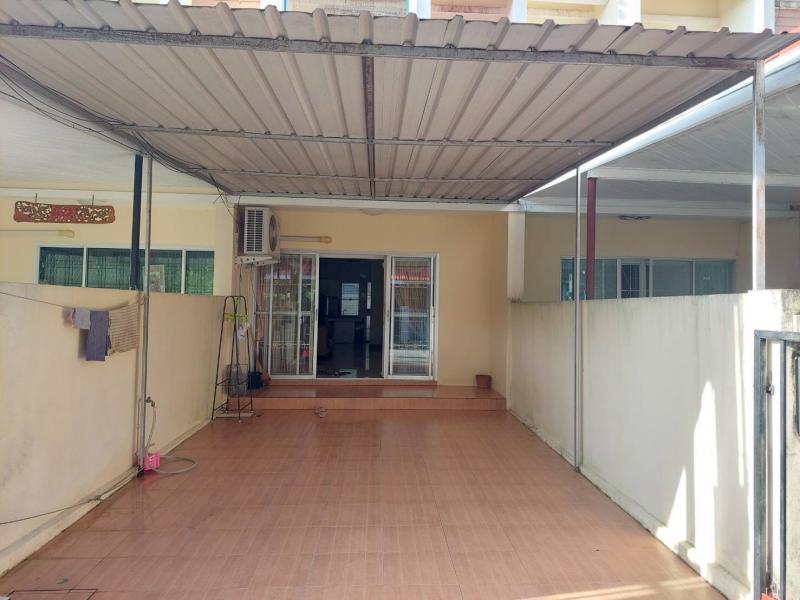 ให้เช่าทาวน์เฮ้าส์ 2ชั้น ใกล้บิ๊กซี ระยอง ราคาเช่า 7,000/เดือน สัญญา1ปีประกัน 2 เดือน+ค่าเช่า1เดือน22 ตร.ว.2 ห้องนอน2 ห้องน้ำ1 ห้องครัว 1 ที่จอดรถ เฟอร์นิเจอร์และเครื่องใช้ไฟฟ้า เตียงนอนพร้อมที่นอน 2 ห้องนอน แอร์ 3 เครื่อง เครื่องทำน้ำอุ่น 2 เครื่องชุดโซฟาโต๊ะทานข้าว สถานที่ใกล้เคียงใกล้แยกเกาะกลอยใกล้บิ๊กซี ระยองใกล้เซนทรัลระยองใกล้นิคมอุตสาหกรรมบ้านค่ายรหัสทรัพ�