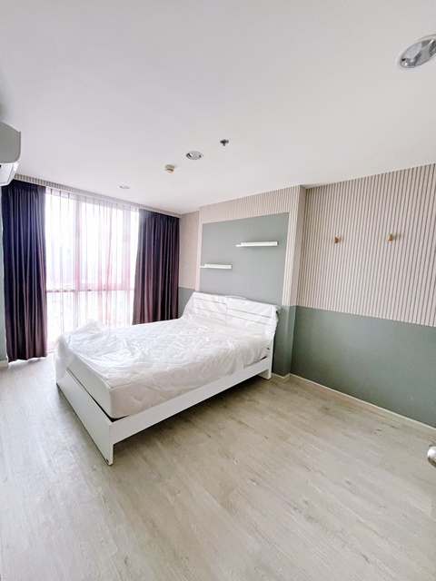 เดินถึง BTSห้าแยกลาดพร้าว 50ม. Lotus คอนโด 45ตร.ม. The Line พหลโยธิน ชั้น 27 16,999บาทต่อเดือน วิวเมือง ทิศเหนือ 1นอนขนาดใหญ่ 1น้ำ เฟอร์และเครื่องใช้ไฟฟ้าครบ พร้อมเข้าอยู่Walkable BTS HaYaekLadprao 50m  Lotus  45sq.m. condo The Line Phahonyothin 27th fl. 16,999 THB-month. North facing. 1large bed 1bath Fully fur and equipped with appliances. Ready to move in.แยกรัชโยธิน-พหลโยธิน 24ถ. พหลโยธิน ลาดพร้าว แขวงจอมพล เขตจตุจักร กรุงเทพมหานคร45 ตร.ม.45 sq.m.1 ห้องนอนขนาดใหญ่ ขนาดใหญ่กว่าห้องมาตรฐาน ราคาเดียวกับห�