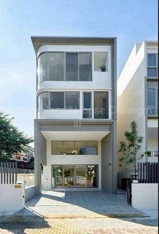  #โซนนิมมาน ราคาเริ่มต้น 18.9 ล้าน A NEW CHAPTER OF LUXURY นิยามใหม่ของชีวิตลักซ์ชัวรี #ใจกลางนิมมานบ้านเดี่ยว 3 ชั้นครึ่ง สไตล์ Modern Luxuryโครงการใหม่ ใจกลางเมืองเชียงใหม่ออกแบบมาเพื่อการใช้ชีวิตระดับพรีเมียม ที่เชื่อมต่อทุกไลฟ์สไตล์ของนิมมานอย่างแท้จริง???? เลือกได้ถึง 3 ขนาด 3 ไลฟ์สไตล์UNIT A – Grand Spaceพื้นที่ใช้สอย 355 ตร.ม.โปร่ง โล่ง หรู เหมาะสำหรับการอยู่อาศัยแบบ High-EndUNIT B – Smart Balanceพื้นที่ใช้�