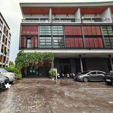 PB5947ให้เช่า ทาวน์โฮม 5 ชั้น ซอยลาดพร้าว83 ใกล้เลียบด่วน ติดต่อ คุณปอ : 061 619 8565ID line: 061 619 8565แอดไลน์กดที่ลิงค์นี้ได้เลยครับ : https://line.me/ti/p/zu0mm-ozFXติดต่อ คุณบิว : 081 252 3279 ID line: 061 787 9691แอดไลน์กดที่ลิงค์นี้ได้เลยครับ : https://line.me/ti/p/SR5Ehdv_q-ราคาเช่า 60,000 บาท/เดือน ประกัน 2 เดือน ล่วงหน้า 1 เดือน สัญญาขั้นต่ำ 1 ปี (อยู่อาศัย)ราคาเช่า 75,000 บาท/เดือน ประกัน 2 เดือน ล่วงหน้า 1 เดือน สัญญาขั้นต่ำ 2 ปี (จดทะเบียนบริษัท) ทาวน์โ�