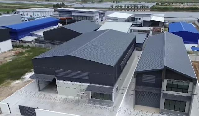 ให้เช่าโรงงานพร้อมสำนักงานและที่พักอาศัย รวมถึงที่ดินพร้อมสร้าง ขนาดตั้งแต่ 370 ถึง 4000 ตารางเมตร ตั้งอยู่ในทำเลศักยภาพย่านบางบัวทอง นนทบุรี และลาดหลุมแก้ว ปทุมธานี ใกล้ถนนกาญจนาภิเษก เหมาะสำหรับธุรกิจอุตสาหกรรม คลังสินค้า และโลจิสติกส์ติดต่อผู้ดูแลทรัพย์คุณบัวโทร 093 646 4597LINE ID Bua093ขนาดที่พร้อมเช่าราคาเช่าโรงงานขนาด 370 ตารางเมตร 45000 บาทต่อเดือนทรัพย์ตั้งอยู่ใ�