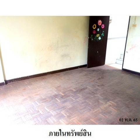   รหัสทรัพย์ (Code ID)  : PMS-8Z4537  ราคา   2,338,400    บาท  ▸ เนื้อที่  22.0 ตร.ว.   ▸ 3 ห้องนอน 3 ห้องน้ำ    ▸ 1 ที่จอดรถ   บ้านหันไปทางทิศ ตะวันตก   พิกัดทรัพย์ : https://maps.app.goo.gl/iQ54jk5c1uBtQ9NK8  สถานที่ใกล้เคียง   ▸ใกล้โลตัส หาดใหญ่  ▸ใกล้ตลาดกรีนเวย์ ไนท์มาร์เก็ต  ▸ใกล้ตลาดนัดอาเชี่ยนไนซ์บาซาร์ หาดใหญ่   ▸ใกล้เซ็นทรัล หาดใหญ่   สอบถามเพิ่มเติม / นัดชม โทร. 097-419-5982(พลอย) โทร. 096-932-4624(ออมสิน) Line : @panaya (มี@ด้านหน้า)  ปรึกษาสินเชื่อฟ�