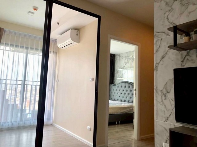 โครงการ : เคนซิงตัน สุขุมวิท-เทพารักษ์ Kensington Sukhumvit-Theparakที่ตั้ง : ถนนเทพารักษ์ ต.บางเมืองใหม่ อ.เมืองสมุทรปราการ จ.สมุทรปราการ================= - ให้เช่าเพียง 11,000 บาท / เดือน  - เงินประกันห้อง 2 เดือน ล่วงหน้า 1 เดือน ( สัญญาขั้นต่ำ 1 ปี )=================รายละเอียดห้อง : อาคาร B ชั้น10 31ตร.ม.  - ห้องนอน : 1 - ห้องน้ำ  : 1=================สนใจสอบถามเพิ่มเติมได้ที่ Tel : 094-265-6422 ( คุณเค้ก )Tel : 084-241-6465 ( คุณเป้ )Line : 0512pleสนใจดูรายละเอียด ห้องสว�