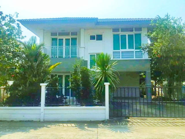 สภาพใหม่ พร้อมเฟอร์ฯ รร.เทพพิทักษ์ 1.5 กม. ให้เช่าบ้านเดี่ยว 2 ชั้น 53 ตร.ว. 212 ตร.ม.เดอะเกรทไลฟ์ บางบัวทอง 2.8 กม. ทำเลดี ติดถนนบ้านกล้วย-ไทรน้อย เหมาะกับพักอาศัยเท่านั้น 16,999 B-M. 3 นอน 3 น้ำเดินทางสะดวก ปลอดภัย  เข้า-ออก ได้หลายเส้นทาง คลองไทรน้อยพัฒนาTheppitak School. 1.5 km. 2-story detached house for rent 53 sq.wa. 212 sq.m. New condition fully furnished. The Great Life Bang Bua Thong 2.8 km. Good location next to Ban Kluay-Sai Noi Road. Suitable for residential use only. 16,999 B-M.  3 bed 3 bath Convenient and safe travel multiple access routes via Khlong Sai Noi Phatthana.แยก-ห�