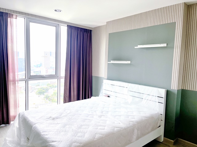 BTSห้าแยกลาดพร้าว 50ม.The Line พหลโยธิน ชั้น 27 เดินถึง Lotus คอนโด 45ตร.ม. 16,998บาทต่อเดือน วิวเมือง ทิศเหนือ 1นอนขนาดใหญ่ 1น้ำ เฟอร์และเครื่องใช้ไฟฟ้าครบ พร้อมเข้าอยู่The Line Phahonyothin 27th fl. Walkable BTS HaYaekLadprao 50m  Lotus 45sq.m. condo 16,998THB-month. North facing. 1large bed 1bath Fully fur and equipped with appliances. Ready to move in.แยกรัชโยธิน-พหลโยธิน 24ถ. พหลโยธิน ลาดพร้าว แขวงจอมพล เขตจตุจักร กรุงเทพมหานคร45 ตร.ม.45 sq.m.1 ห้องนอนขนาดใหญ่ ขนาดใหญ่กว่าห้องมาตรฐาน ราคาเดียวกับห้�