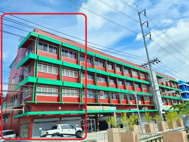 BTS สะพานควาย 900ม.ให้เช่าอาคาร 4.5ชั้น 2คูหาหลังมุม ติดกัน ตลาดสดห้วยขวาง 1.4 กม. อินทามระ10-14   28ตร.วา. 448ตร.ม. ม.ศรีปทุม พญาไท 4นอน 