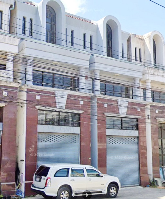 MRT หลักสอง 4 กม.พณิชยการธนบุรี  บางแวกให้เช่าโฮมออฟฟิศ  3.5 ชั้น บ้านเปล่า 19 ตร.วา. 245 ตร.ม.