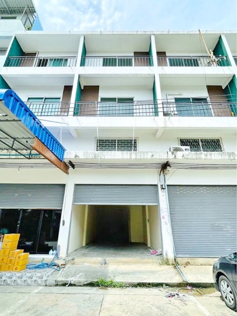 ร.วัดสะแกงาม 900 ม.ซ.สะแกงามบิ๊กซี พระราม2 1.9กม.ให้เช่าตึกแถว 3.5 ชั้น พร้อมชั้นลอย ดาดฟ้า อาคารโล่ง กว้าง 16 ตร.วา. 210 ตร.ม. รร.วัดสะแกงาม 900 ม.  ซ.สะแกงาม  แหล่งชุมชน  เหมาะทำธุรกิจ อุตสาหกรรม โกดัง 2 นอน 1 น้ำ 10,499 B-M.ไทยพันธุ์แท้สะแกงาม 1.6 กม.หาของกินง่าย เดินทางเข้า-ออกได้หลายทาง BigC Rama2 1.9km. 3.5-story shophouse for rent Wat Sakae Ngam School, 900 m. Sakae Ngam Subdistrict. with mezzanine and rooftop. Open space 16 sq.wa. 210 sq.m. Wat Sakae Ngam School 900 m. Soi Sakae Ngam Community area suitable for business industry or warehouse. 2 bed 1 bath 10,499
