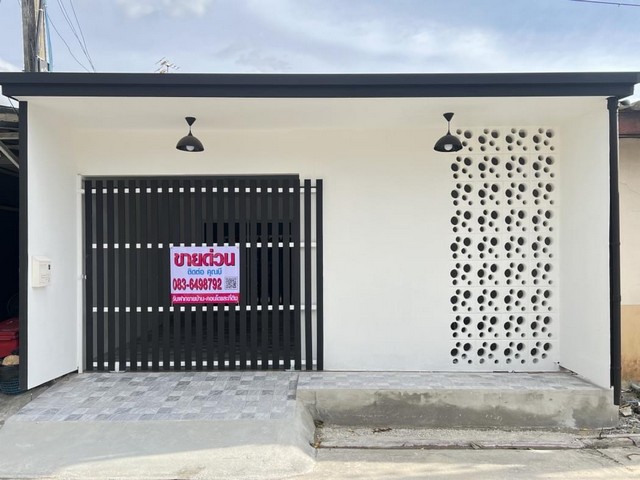 ขายบ้านมือสอง ทาวน์เฮ้าส์รีโนเวทใหม่ หมู่บ้านพฤกษา 1 คลอง 8 ถนนรังสิต–นครนายก เนื้อที่ 18 ตร.วา 2 ห้องนอน 1 ห้องน้ำ ต่อเติมครัว ครัวบิวท์อิน พร้อมปั๊มน้ำ แทงค์น้ำ ใกล้ 7-11 ม.ราชมงคลธัญบุรี รพ.ธัญบุรี ราคาเพียง 1050000 บาท รวมโอนที่ตั้ง หมู่บ้านพฤกษา 1 ถนนรังสิต–นครนายก ตำบลลำผักกูด อำเภอธัญบุรี จังหวัดปทุมธานี 12110รายละเอียด- ทาวน์เฮ้าส์ 1 ชั้น เนื้อที่ 18 ตารางวา- พื้นที่ใช้