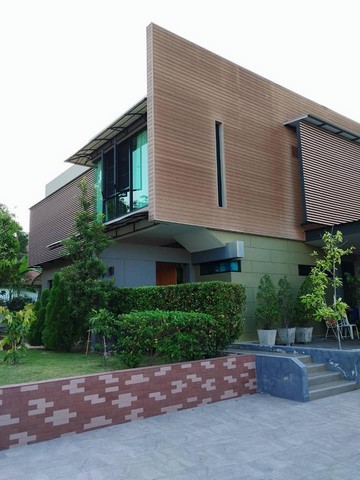 ขายบ้านเดี่ยวเนื้อที่ 270 ตรว. พร้อมบ้าน 2 หลัง หมู่บ้านชิชา ถนนพระราม 2 ใกล้เซ็นทรัลพระราม2