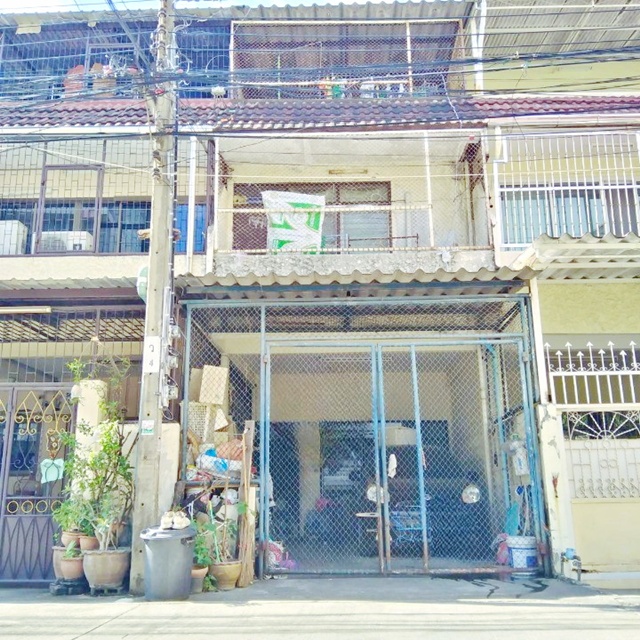 BRTวัดดอกไม้1.1 กม.พระแม่มารี สาธุประดิษฐ์45-53 ให้เช่าทาวน์เฮาส์ 3 ชั้น 16 ตร.วา. 190 ตร.ม. 3 นอน 3 น้ำ ตลาดบางโพงพาง 800 ม.