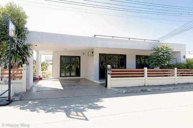 โซนสุเทพ #ใกล้สนามบิน ให้เช่า 25,000 บาท/เดือน ขาย 4 ล้าน บ้านเดี่ยวชั้นเดียว #เฟอร์นิเจอร์ครบ #หิ้วกระเป๋าพร้อมเข้าอยู่ #รับสัตว์เลี้ยง