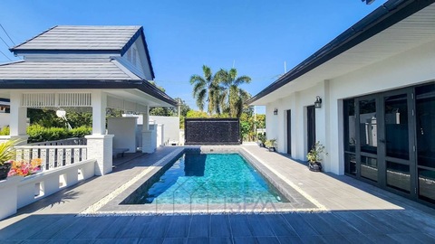 Escape to Your Private Sanctuary: A Luxury Pool Villa in Hua Hin.