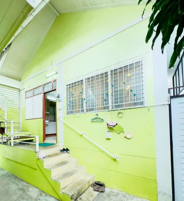 BTS วุฒากาศ 750 ม.เดอะมอลล์ ท่าพระ 1.3 กม. จัดเต็มเฟอร์ฯ  40 ตร.ม. บ้านเดี่ยวชั้นเดียว ภาษีเจริญ 2 นอน  ม.สยาม 1.6 กม. ตลาดพลู 400 ม. 