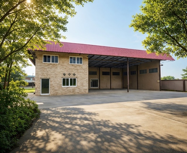 มีรั้วรอบขอบชิด ถนนคลองสิบ ให้เช่า โกดัง ขนาดใหญ่ 2 ไร่ 30 ตร.วา  คลองสิบสี่ ติดถนนใหญ่ ใกล้สถานีตำรวจนครบาลลำหิน 1.5 กม. 