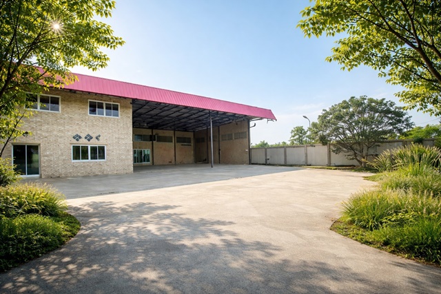 ใกล้สถานีตำรวจนครบาลลำหิน 1.5กม. ให้เช่า โกดัง ขนาดใหญ่ 2 ไร่ 35ตร.วา ถนนคลองสิบ คลองสิบสี่ 