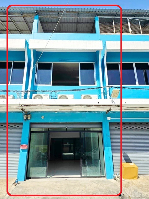 3นอน อินทามระ8-14 BTSสะพานควาย 1กม.240 ตร.ม. ม.หอการค้า 900 ม.  2น้ำ ให้เช่าอาคารพาณิชย์ 3 ชั้น  20 ตร.วา.  